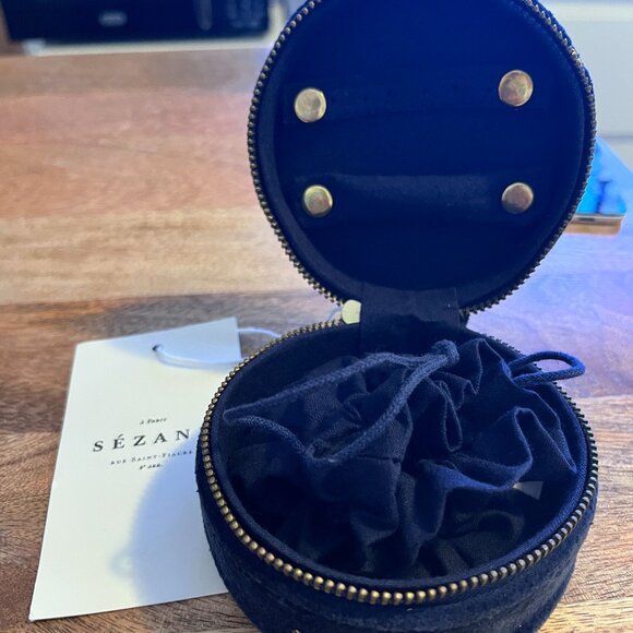 Sezane Jewelry Case Gold Floral Embroidery - Picture 2 of 5